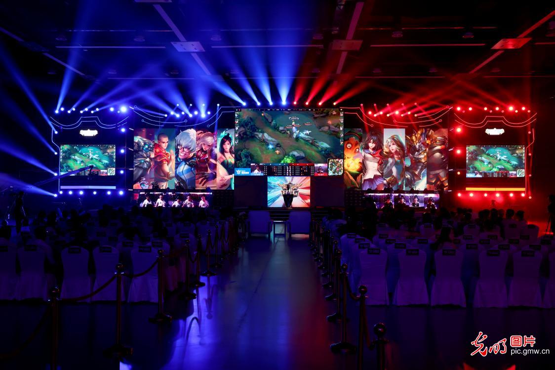 这位网坛冉 这位网坛冉